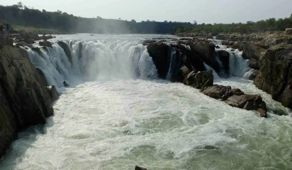 dhuandar falls