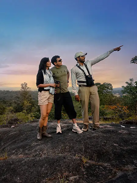 hilltop trekking in kanha