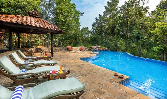 Kanha Resort with a Swimming Pool